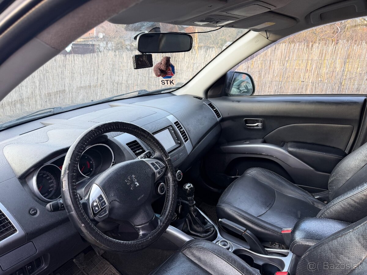 Peugeot 4007 2.2 HDI 4x4 (SUV) - 11