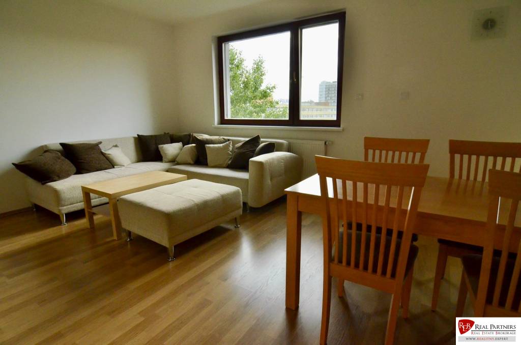 REB.SK Prenájom veľkého bytu v obľúbenej lokalite Bratislava - 11