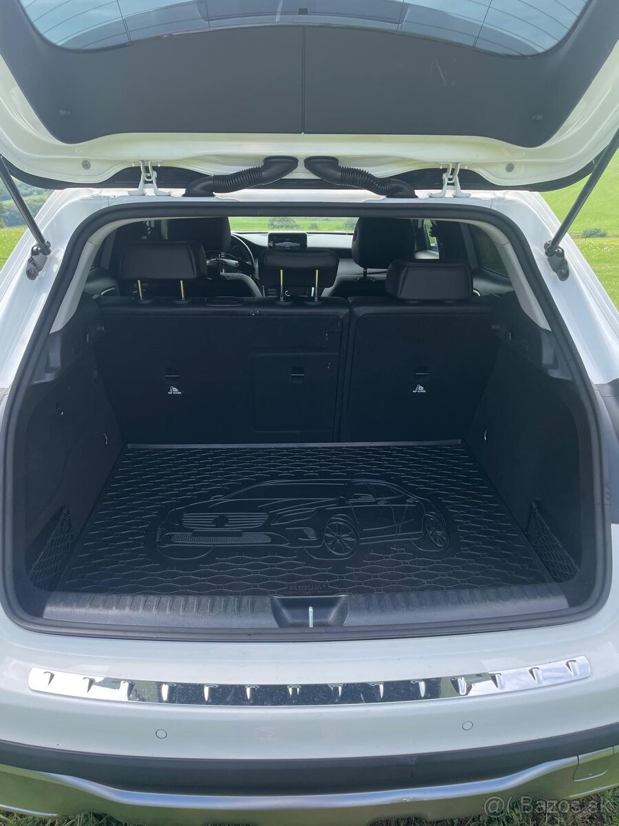 Mercedes GLA 180 AKCIA - 11