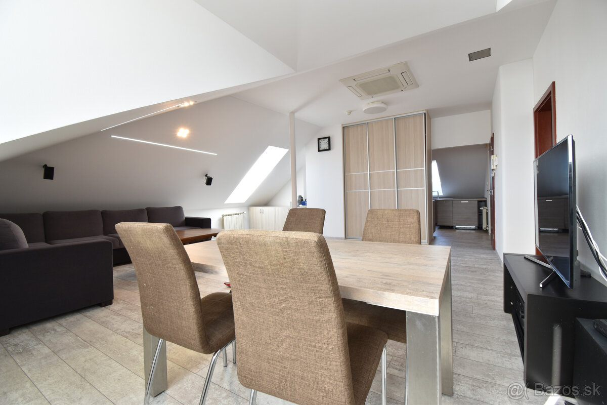 Veľkometrážny 2 izbový byt, CENTRUM, Žilina - 11