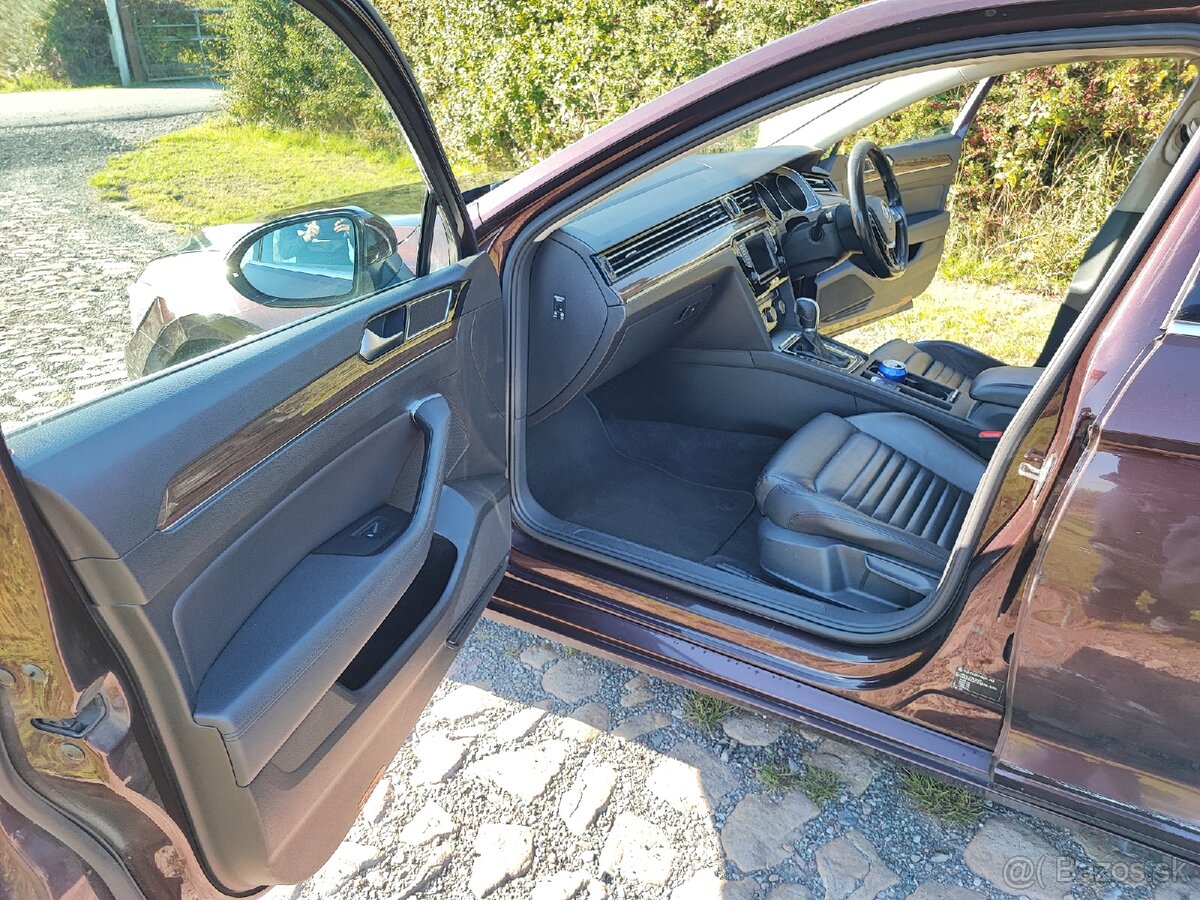 Rozpredám Passat B8 2.0tdi DSG Sedan Highline - 11