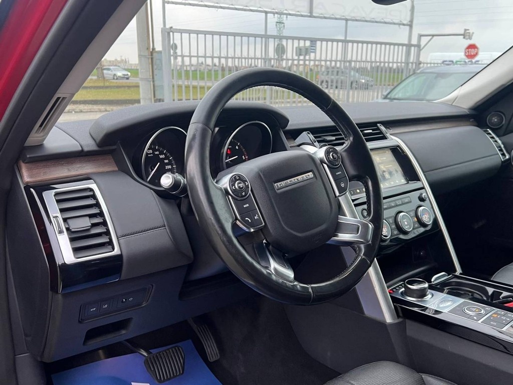 Land Rover Discovery 2.0D SD4 HSE AWD A/T - 11