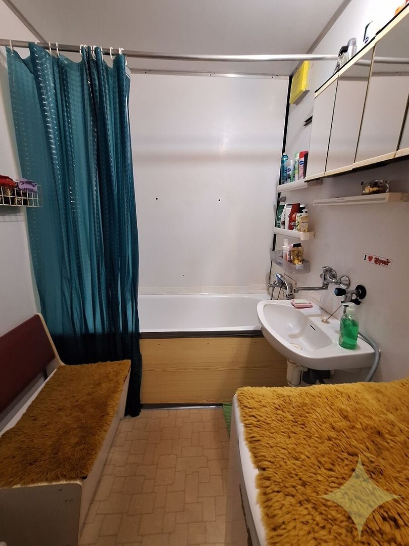 Predaj 3 izbový byt Levice - 11