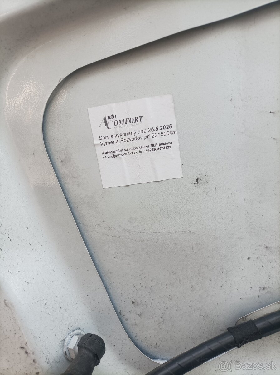 BMW rad 1 118d automat r.2011 - 11