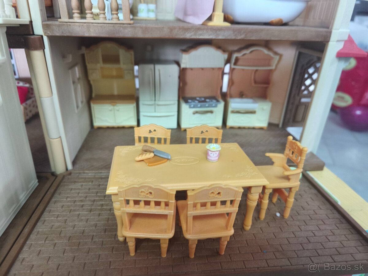 sylvanian families domček a auto - 11