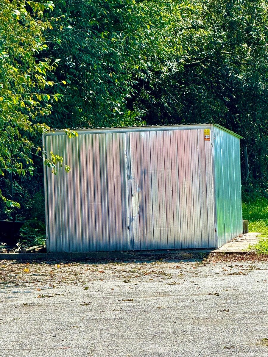 VÝRAZNÁ ZĽAVA ➔ Rodinný dom v Neninciach - 11