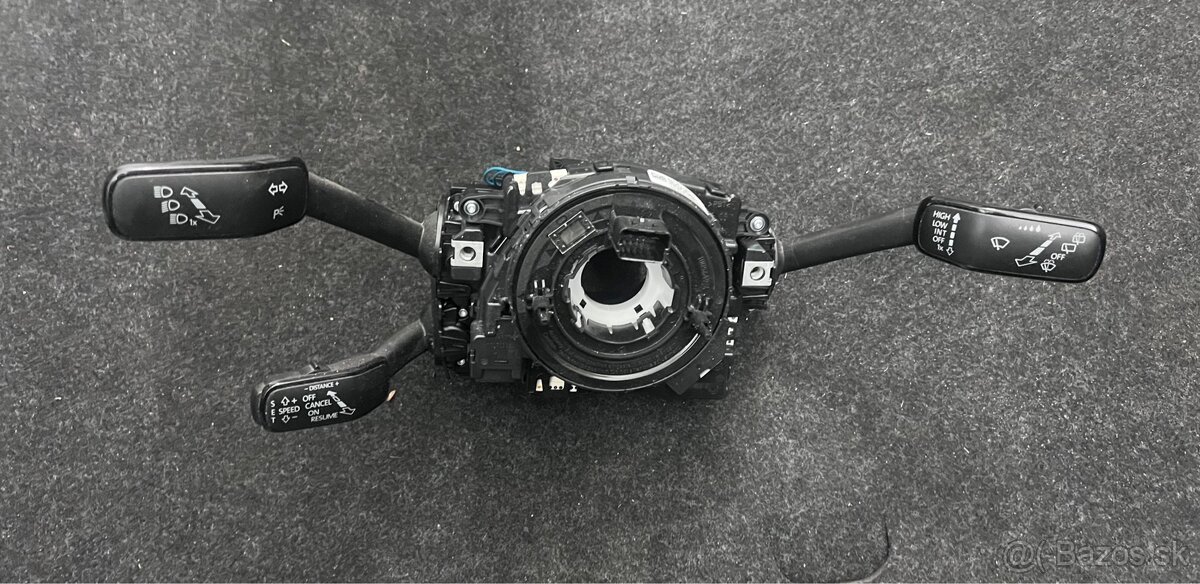 Škoda Octavia 3 combi 85kw Rozpredam na náhradné diely - 11