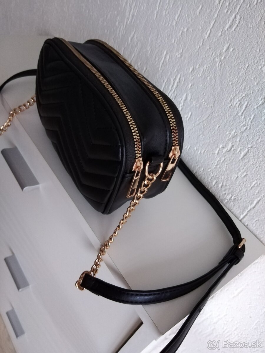 Leopardia kabelka lesklá - 11