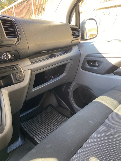 Predám Peugeot Expert 2.0 HDi – spoľahlivá dodávka - 11