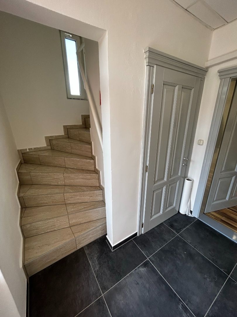 Obchodno - kancelárske priestory v Nitre - 11