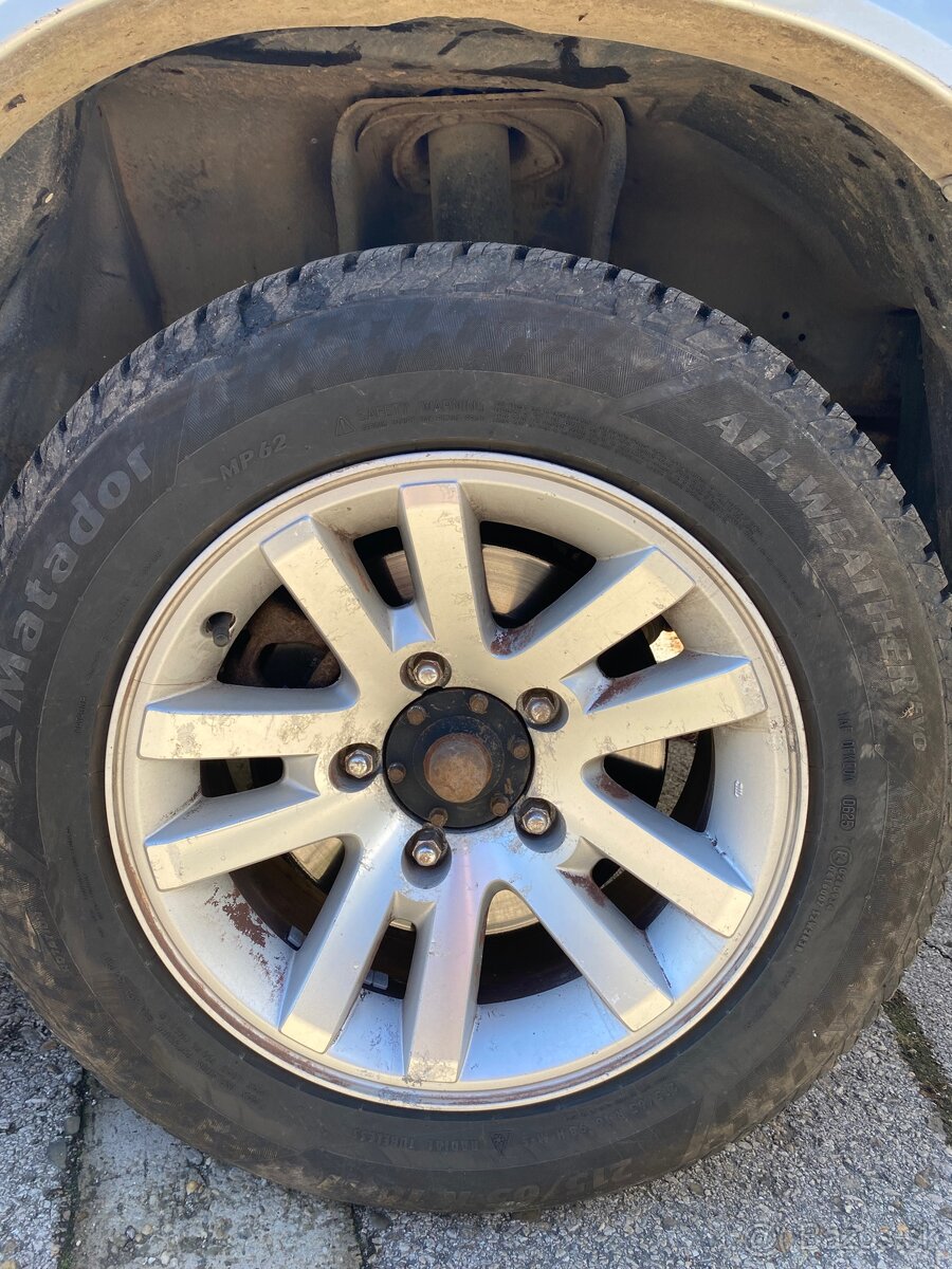 Suzuki Grand Vitara 2.0 - 11