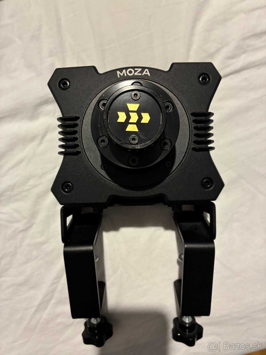 Moza R5 Budle + GT volant Moza GS V2P - 11