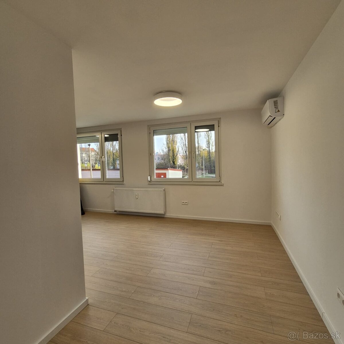 Jednoizbový byt na predaj - 11