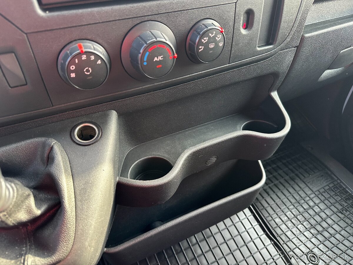 Renault Master 2.3DCi/96kW ČR L3H2 2.Maj. r.v.2018 - 11