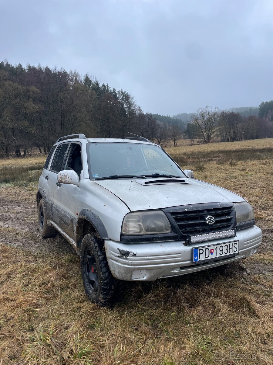 Predám Suzuki Grand Vitara 2.0 Diesel 4x4 - 11