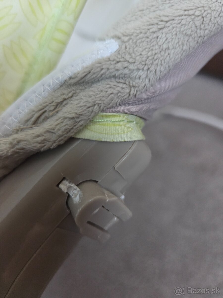 Detské hojdacie kreslo Ingenuity Automatic Bouncer - 11