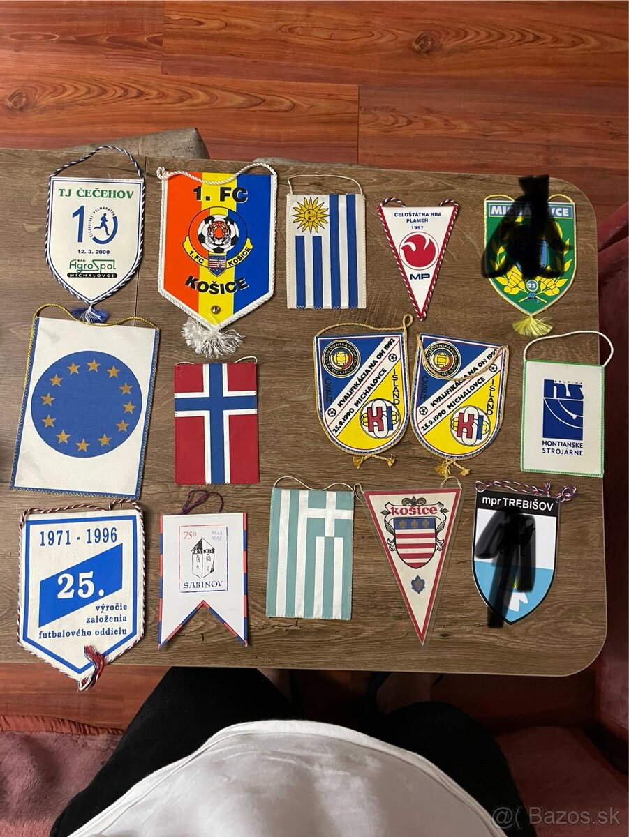 Vojenske Nášivky (a SBS),Vlajočky - 11