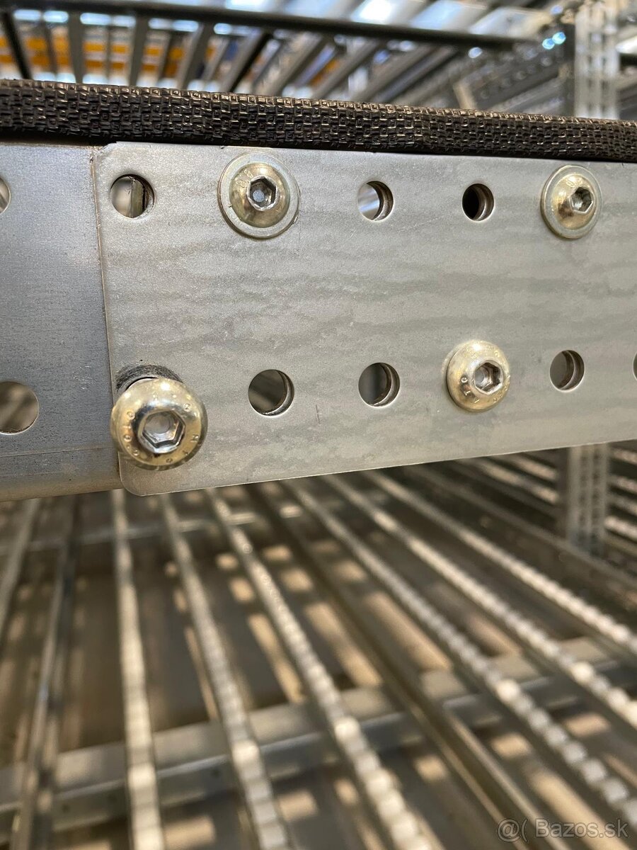 Výpredaj skladu–Kompletný regálový systém 40 m Jungheinrich - 11