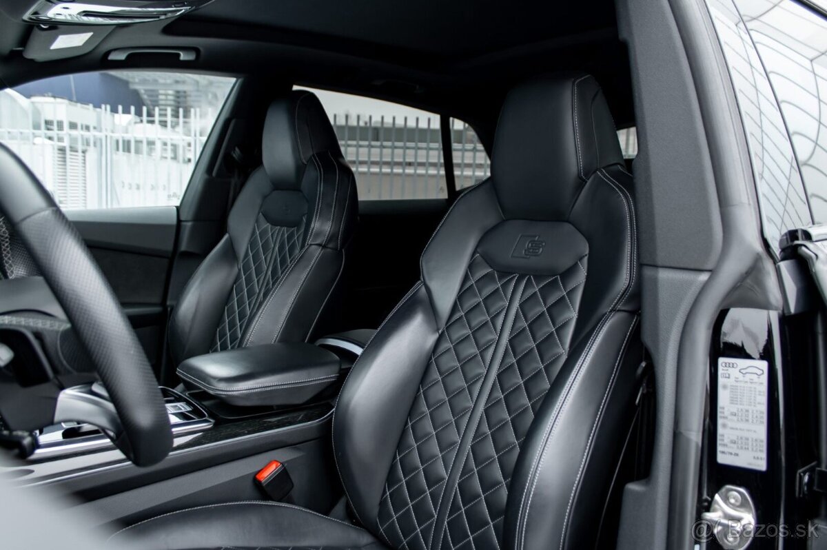 Audi Q8 - 11