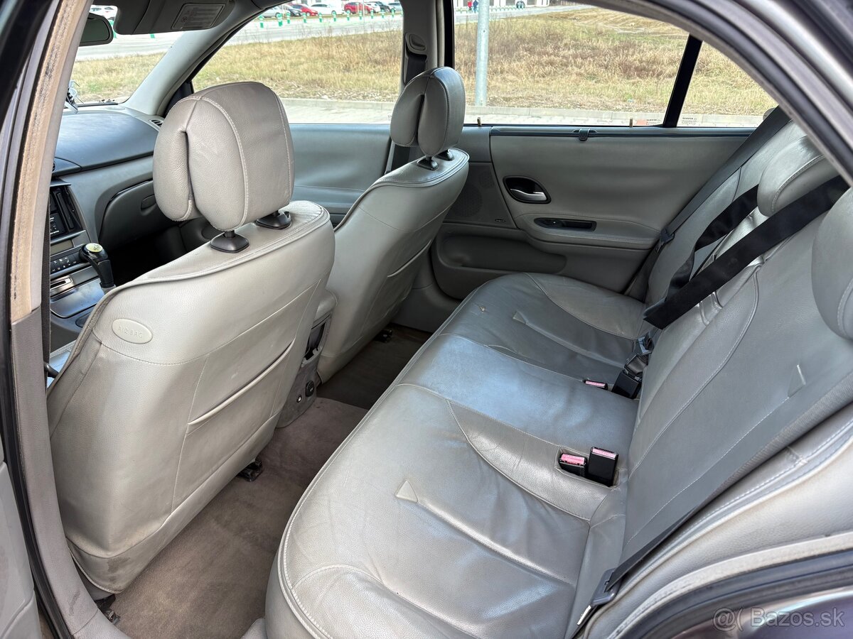 Renault Laguna II 2.2 dCi 110kW - 11