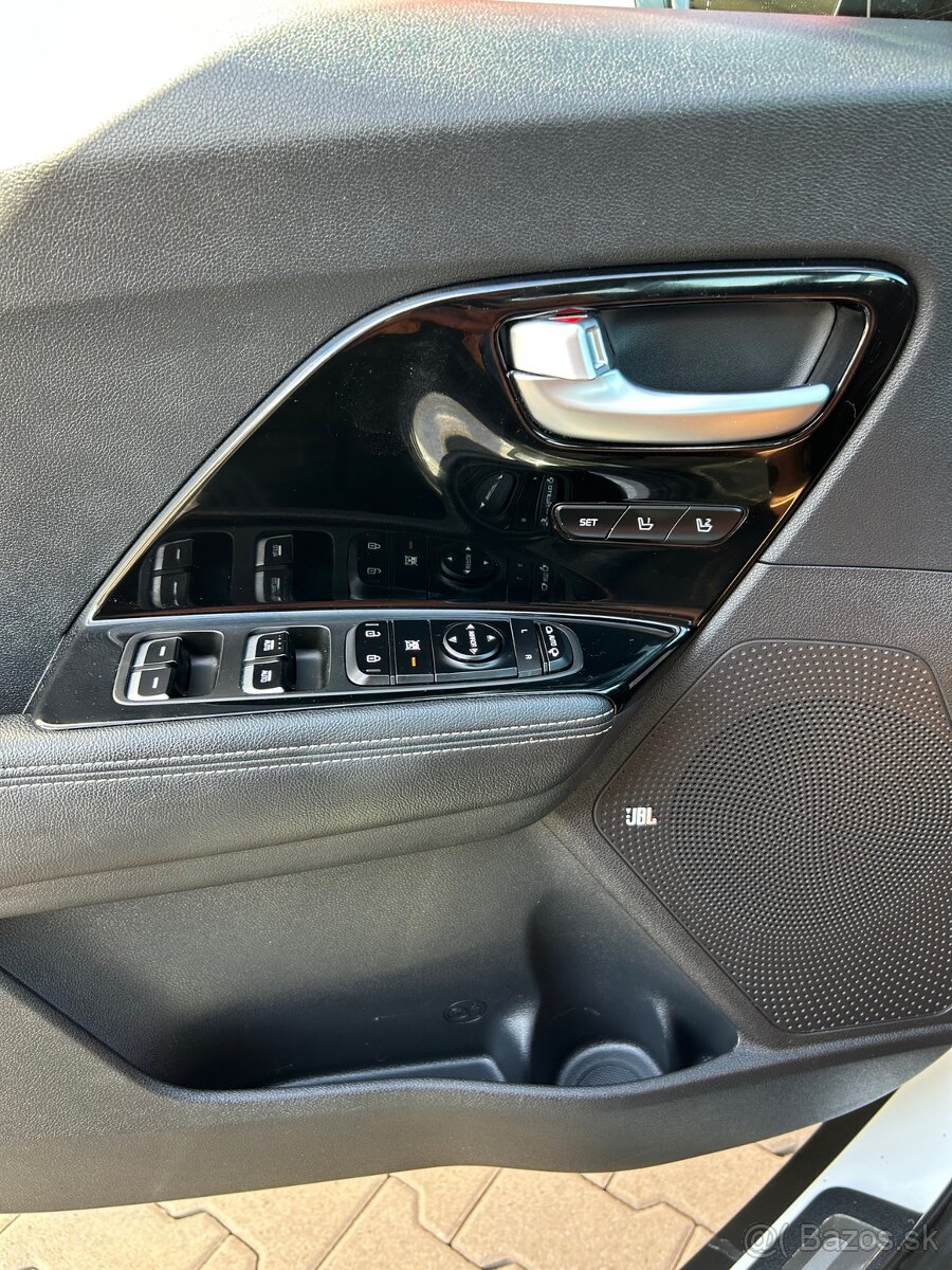 Kia Niro e- Premium EV ExecutiveLine 204PS 64KWh - 11