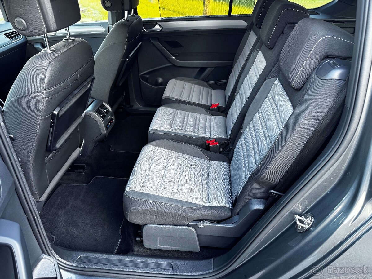VW Touran R-Line TSi 110kw DSG 7 miestny,LED IQ.Light/PANO - 11