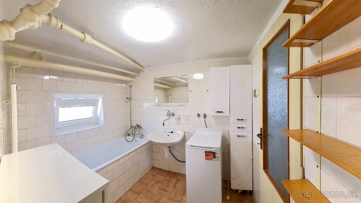 Predám rodinný dom Poprad, Hozelec - 11