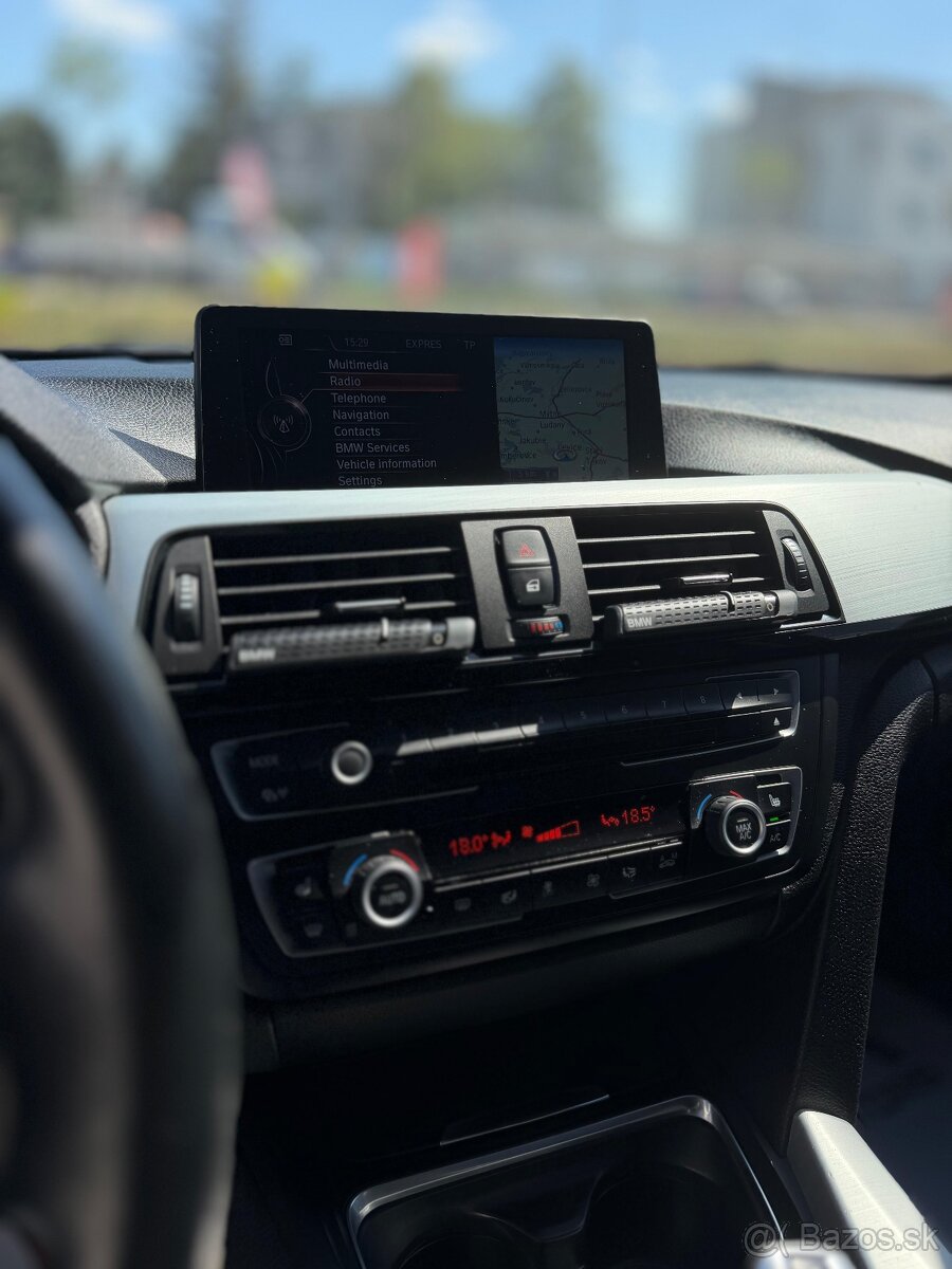BMW 320d Touring A/T | 135 kW | Automat | TOP stav - 11