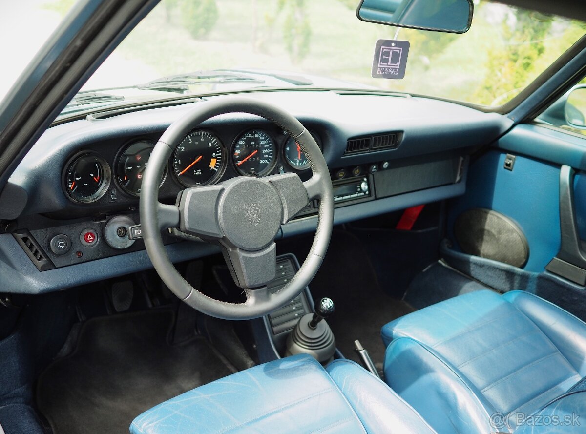 PORSCHE 911 COUPE 3.0i SC,Manual,G-Model (964 Turbo Look) - 11