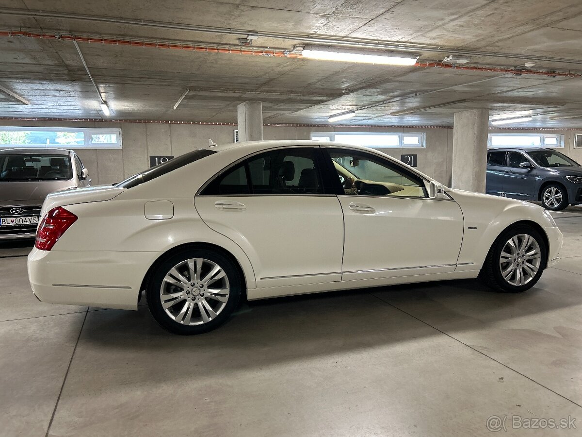 Mercedes-Benz Třídy S, 350 CDi 4Matic raritní stav - 11