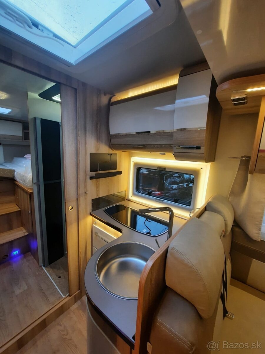 Prenajom karavanu - 11