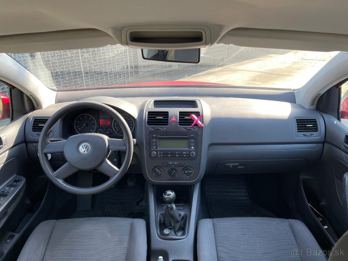 Golf V 1.4 55kw, najeto 139 tis km - 11