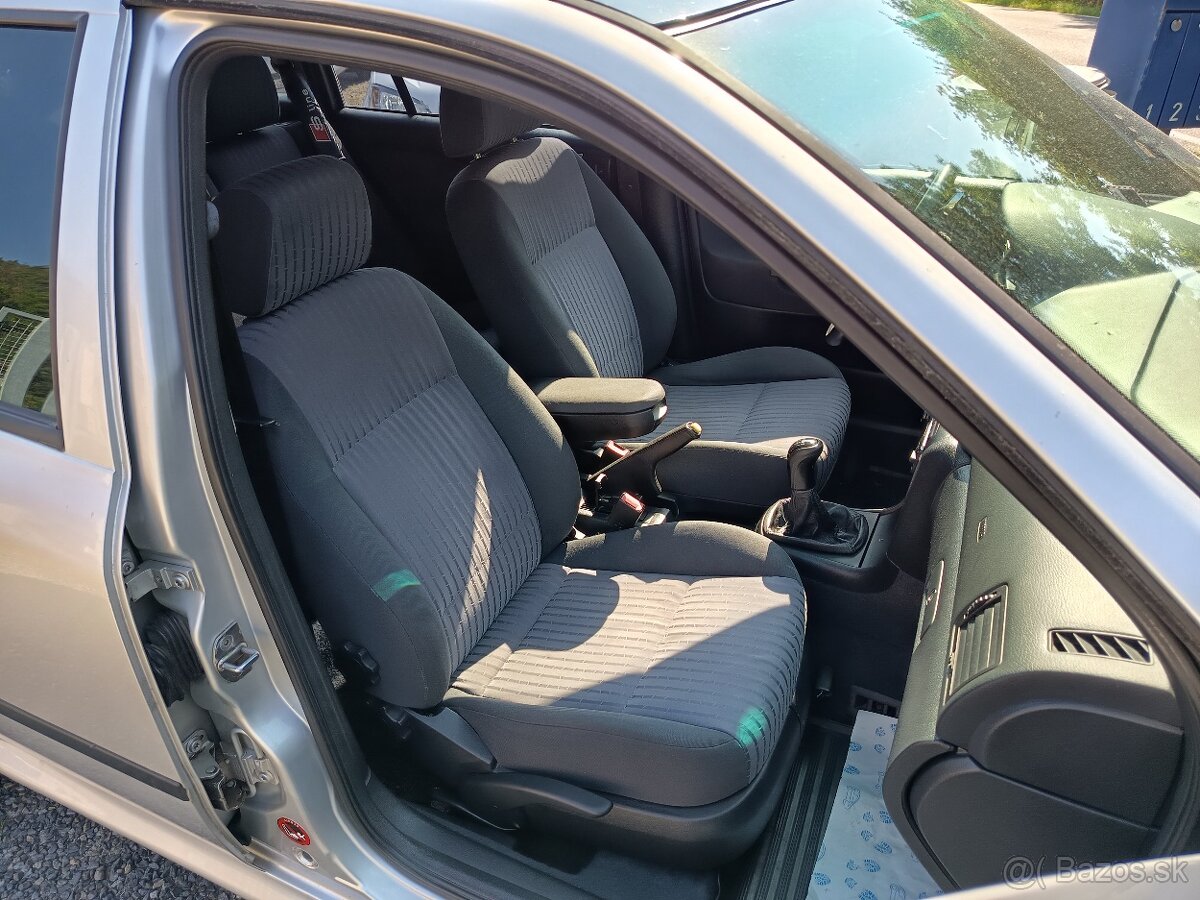 ŠKODA OCTAVIA 1.9 TDI 66 kW Combi - 11