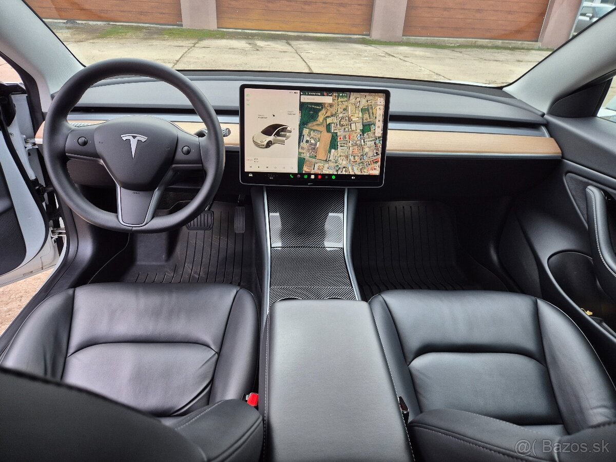 Tesla Model 3 Long Range - 11