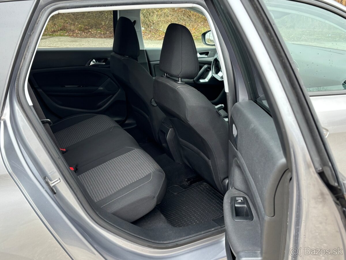 Peugeot 308 SW 1.2 PureTech - 11