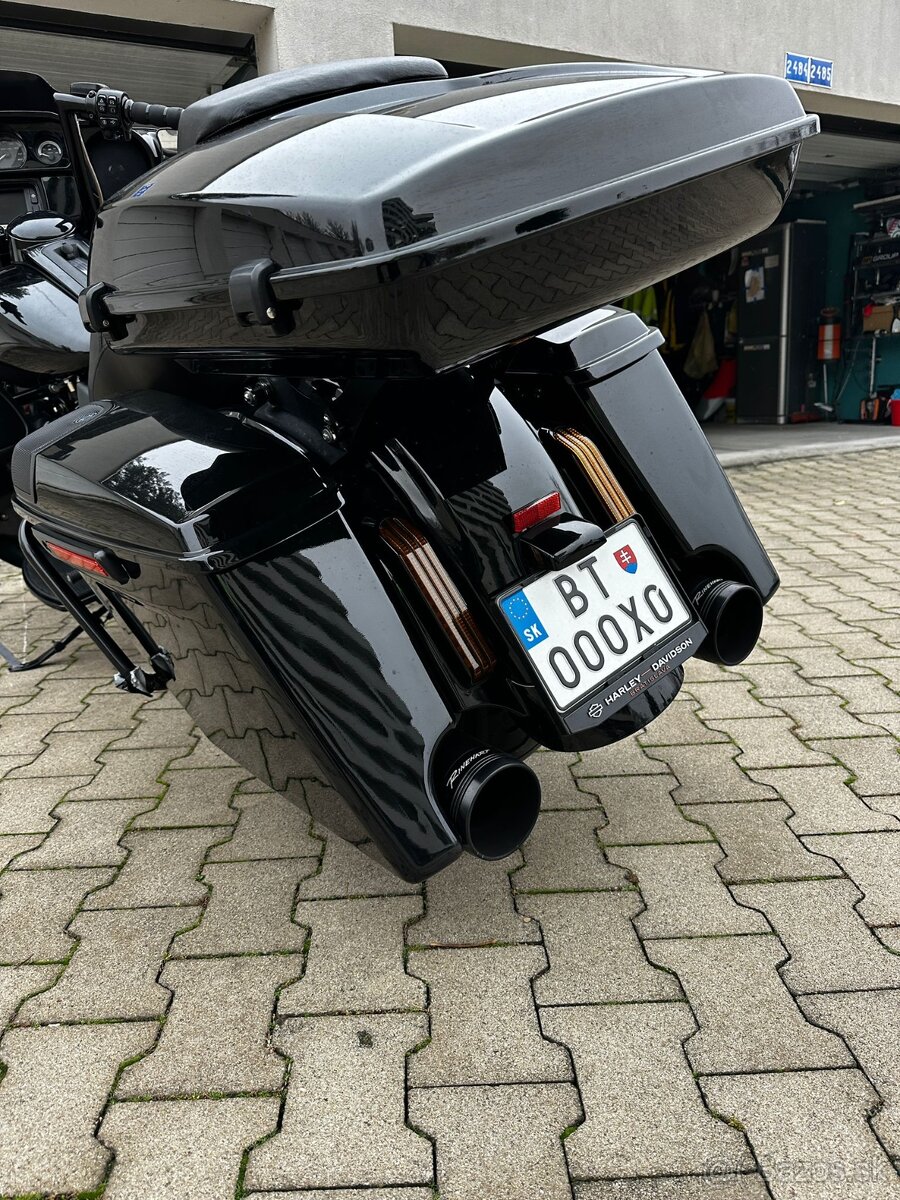 Harley-Davidson Street Glide Special 2018 - 11