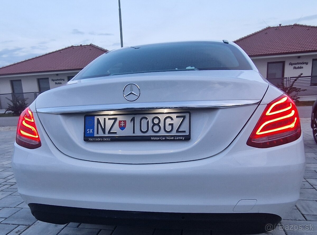Mercedes-Benz C 220 D - 11