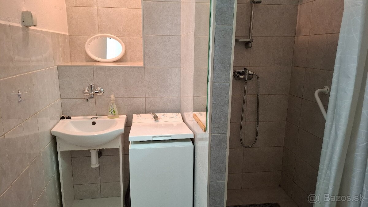 Predám 1-izbový byt - 11