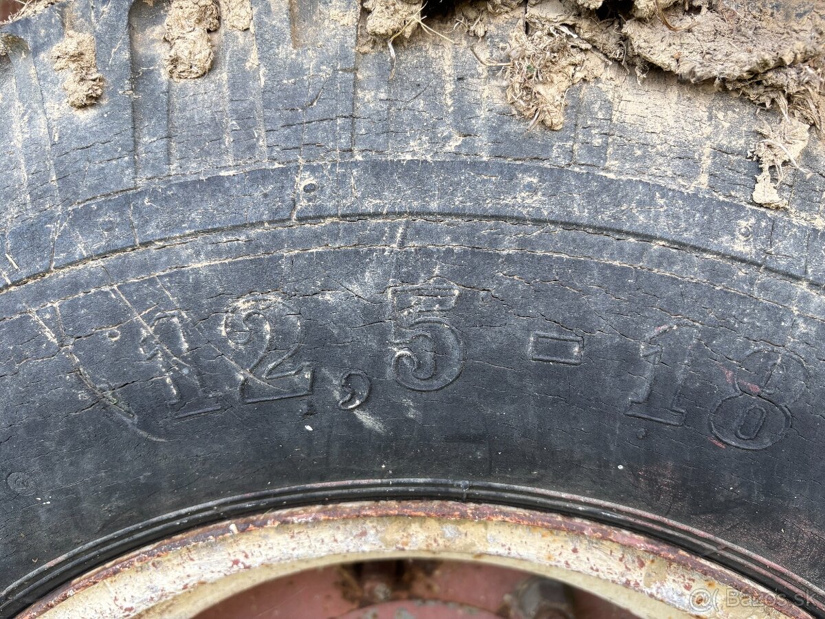 Predám obojstranne vyklápaciu vlečku za traktor - 11