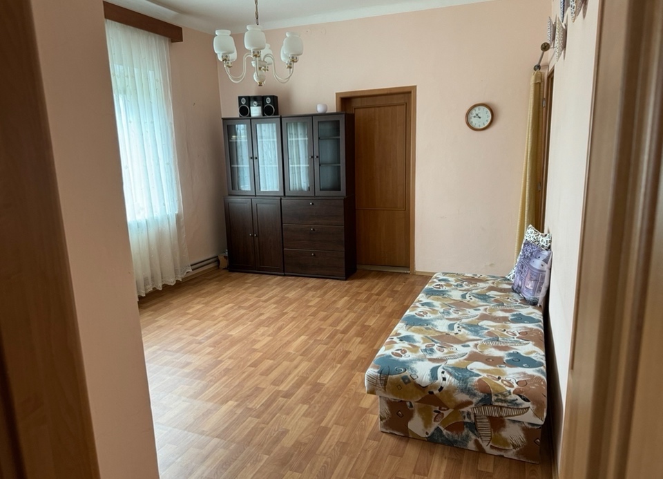 PREDÁME RODINNÝ DOM S VEĽKÝM POZEMKOM-LAMAČ - 11