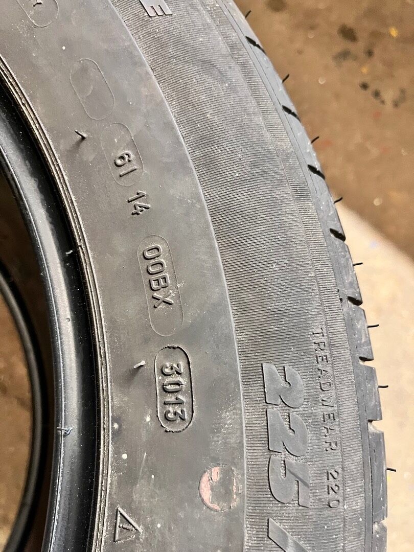 2ks. 225/60 R18 100H letní pneu Michelin - 11