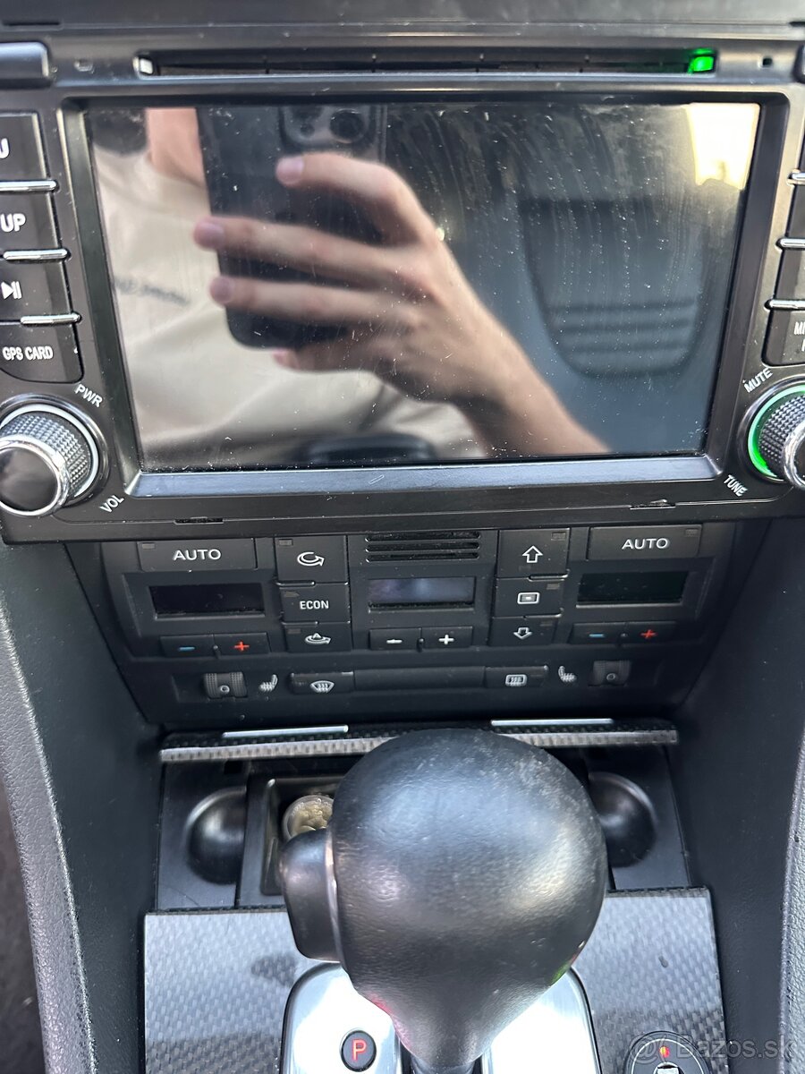 Audi S4 b6 Avant 4.2 V8 LPG – 2004 – čierna metalíza - 11