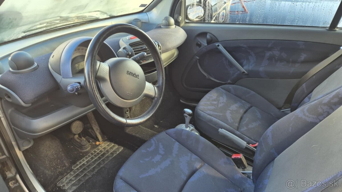 Smart Fortwo 0,6i 45kw kód motora: 160.920 - 11