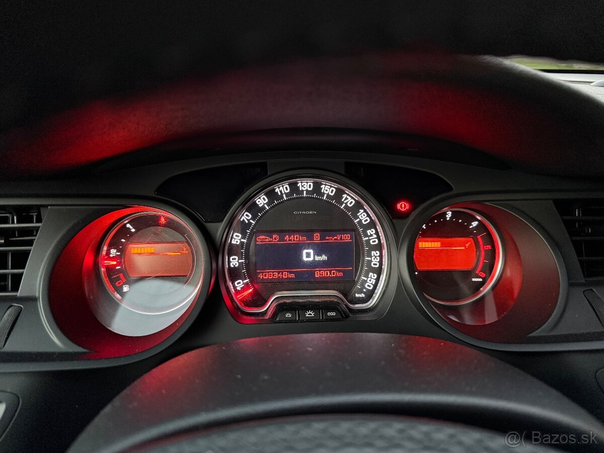 Predám Citroën C5 r.v. 2010, 120kW, 2.0 HDi, 16V - 11