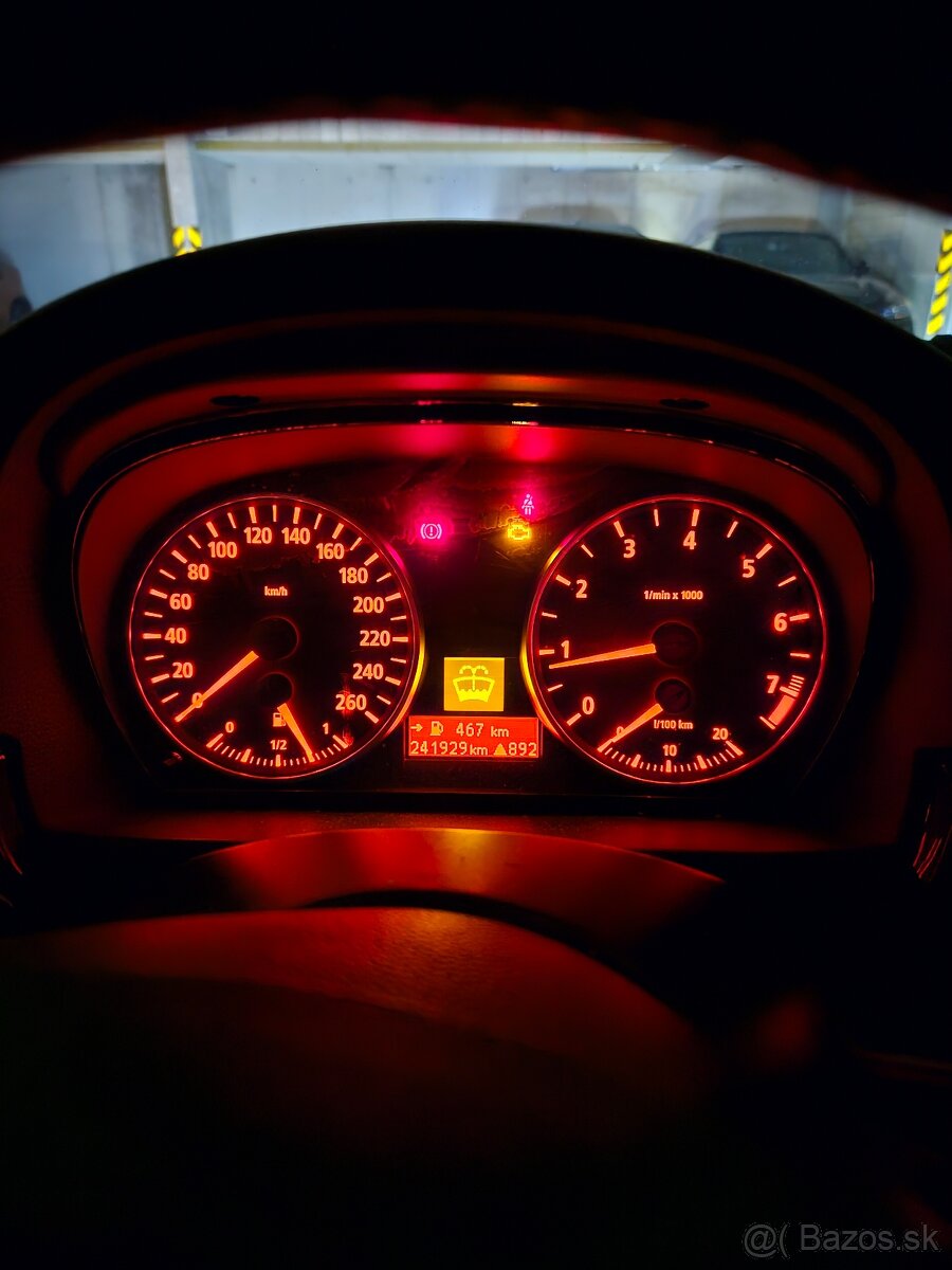 BMW e90 325i 243 tis. Km - 11