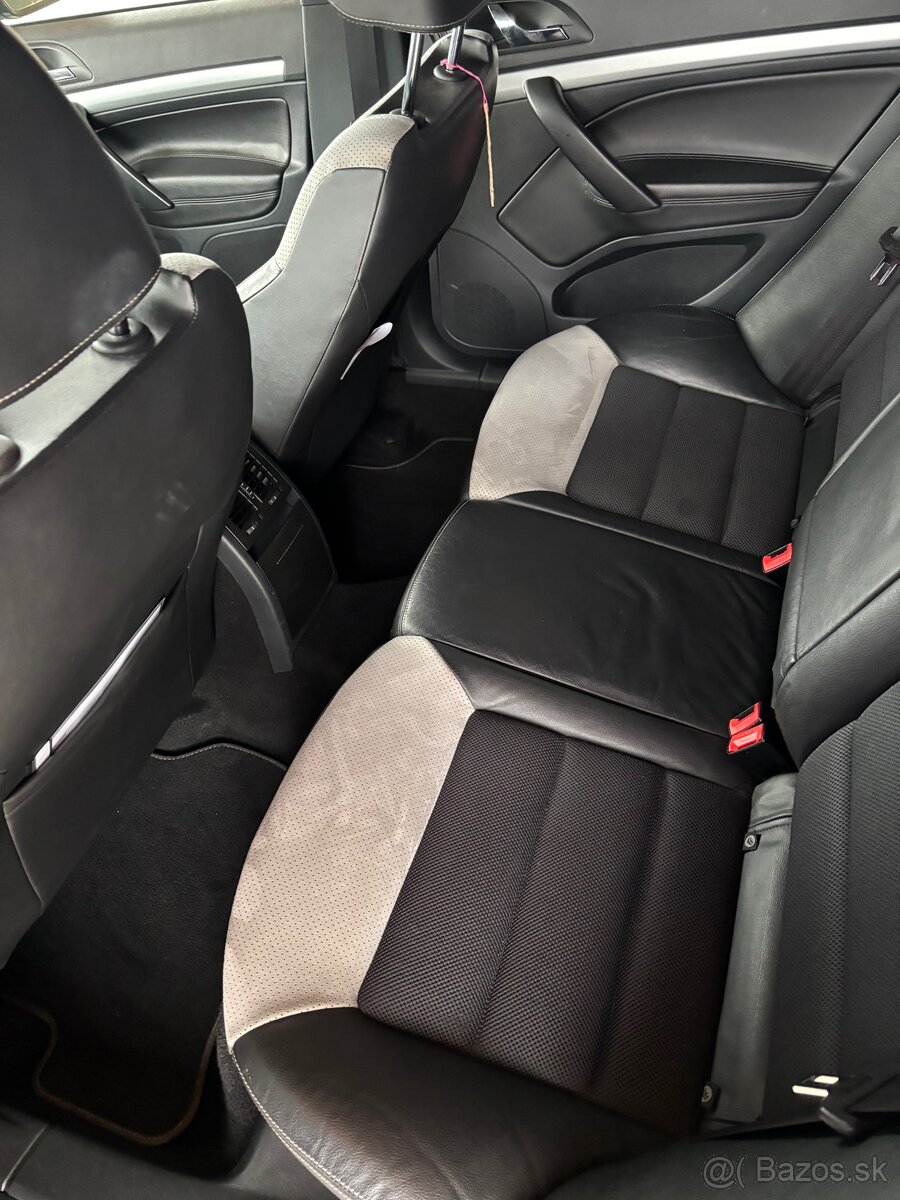 Škoda Octavia 2 RS 2.0 TDI - 11