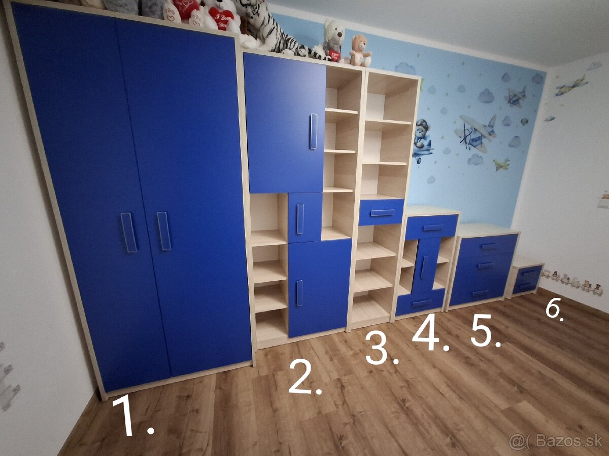 Zostava skríň - 11