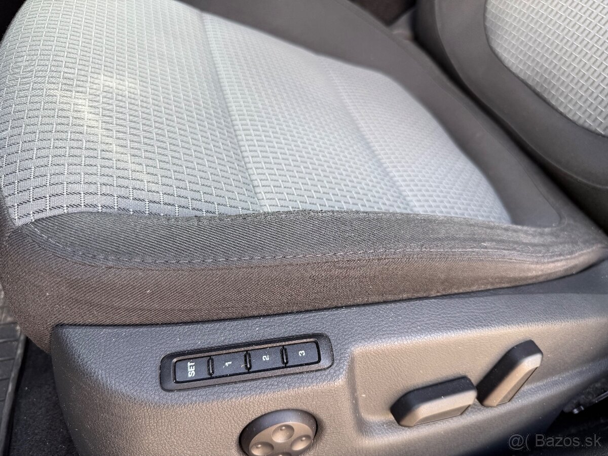 Skoda Suoerb combi 1,4 tsi - 11