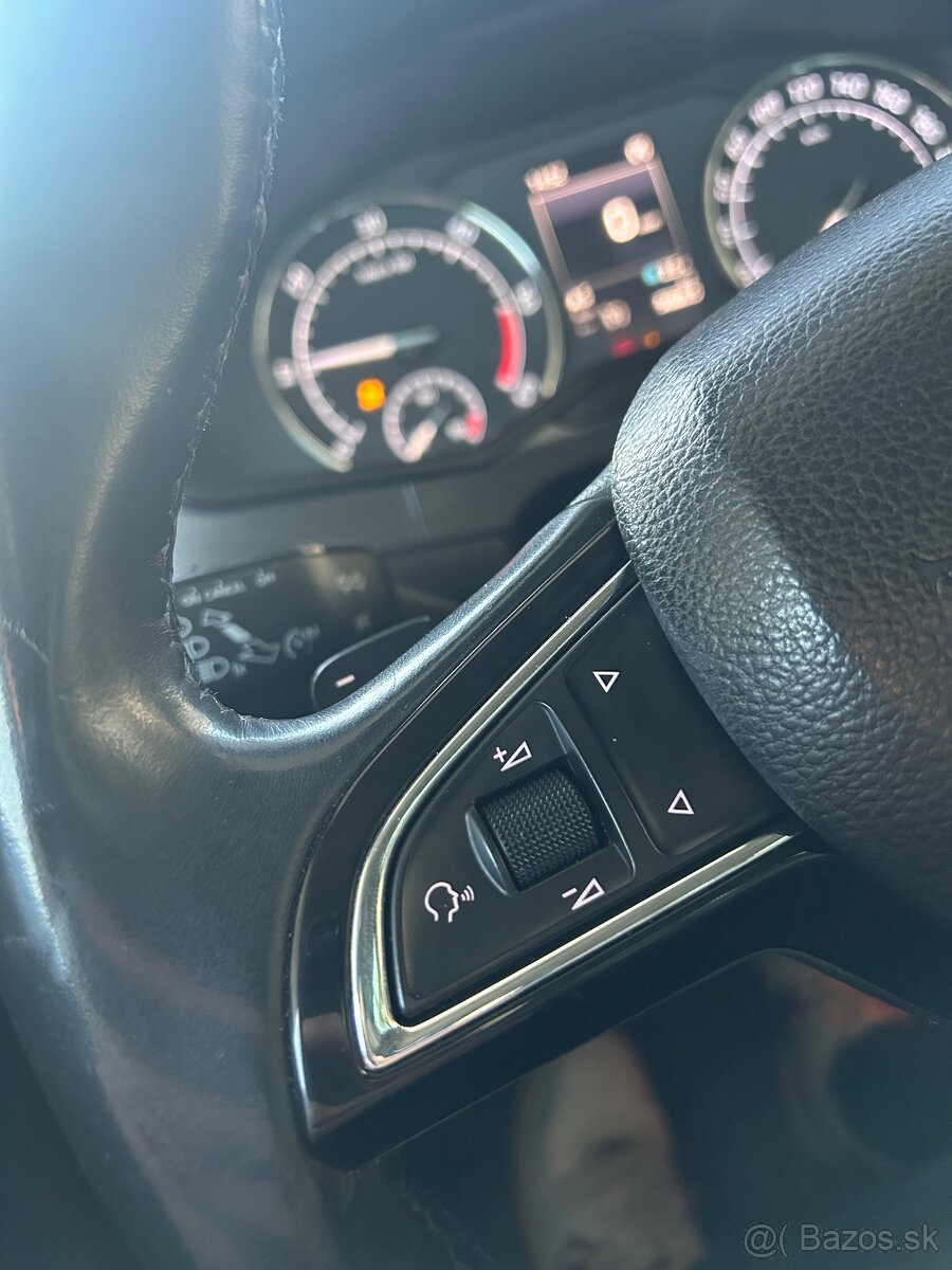 Skoda Superb 3 2.0 TDi 110kw - 11