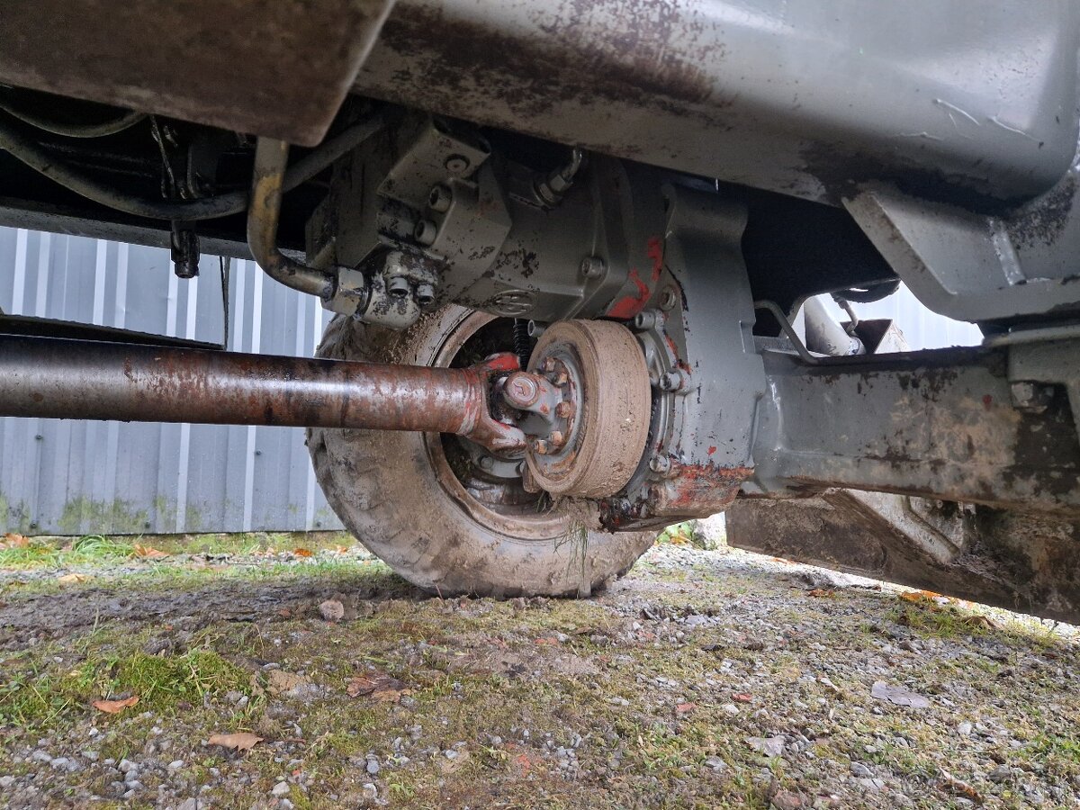 Kolesový bager O&K MH 2.10C 10t - 11